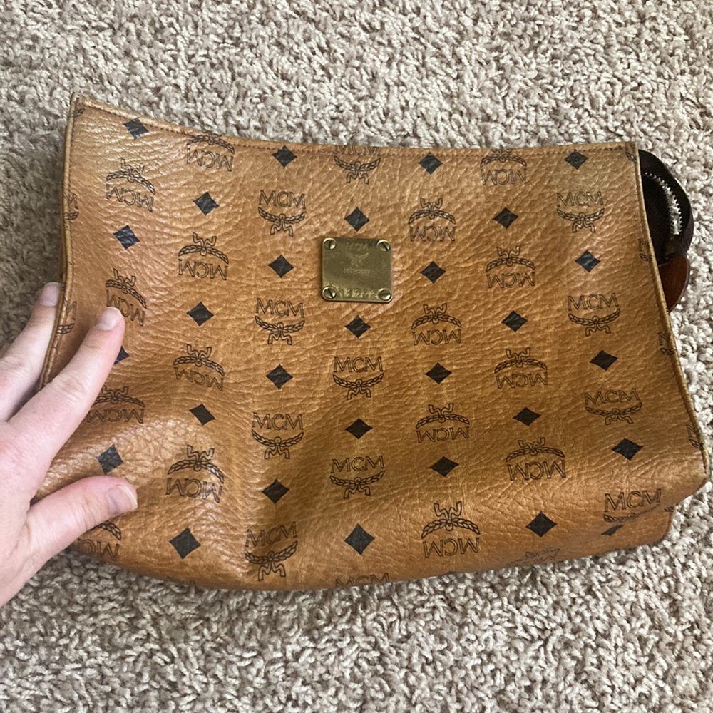 MCM Clutch